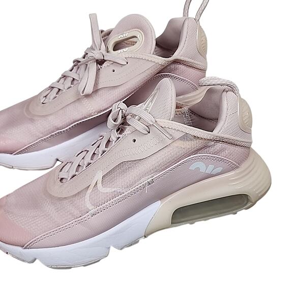 Nike Air Max 2090 Barely Rose Pink Running Shoes CT1290-600 Women's Size 9.5 - Picture 4 of 8